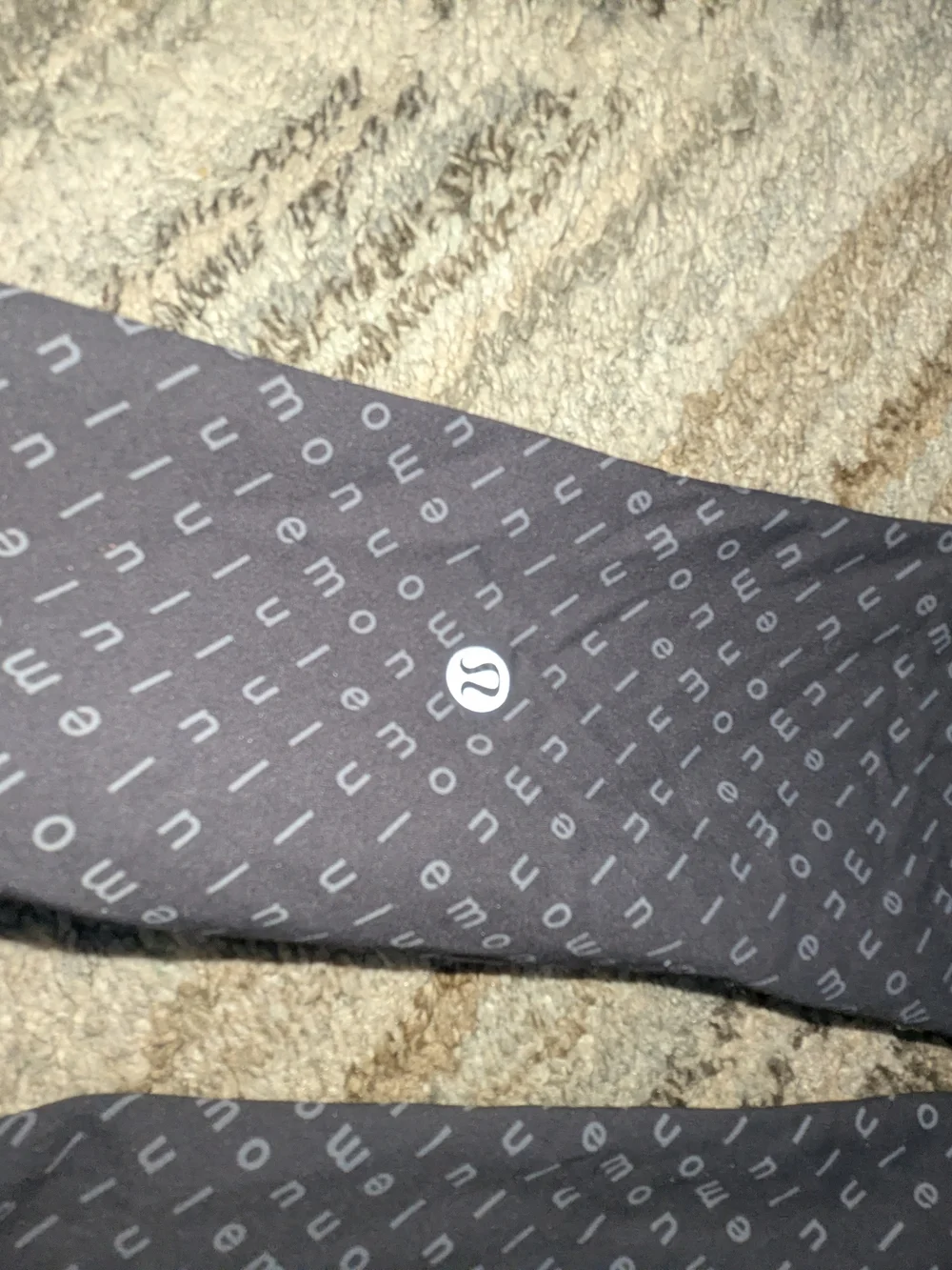 lululemon athletica Black Patterned High-Rise Leggings - Picture 4 of 6